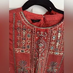 Sapphire : Embroidered Kurta in Red ( 2 piece )